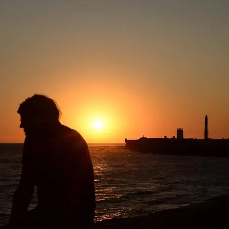 Esencia De Entre La Viña Y El Mercado Cádiz